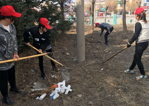 25志愿环保活动1_副本.jpg