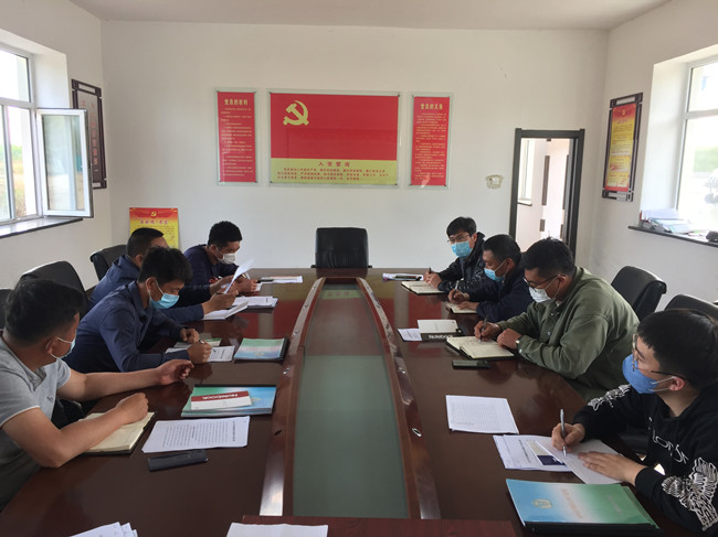 两会期间信访会议_副本.jpg