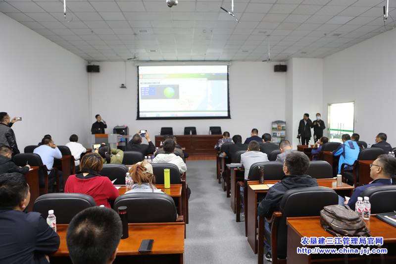 JT1A3513.jpg